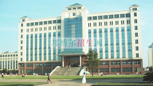 湖南科技大學瀟湘學院網站網址