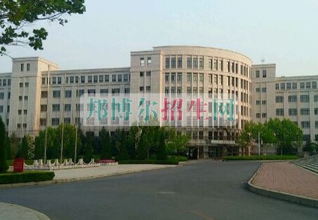 大連大學醫學院