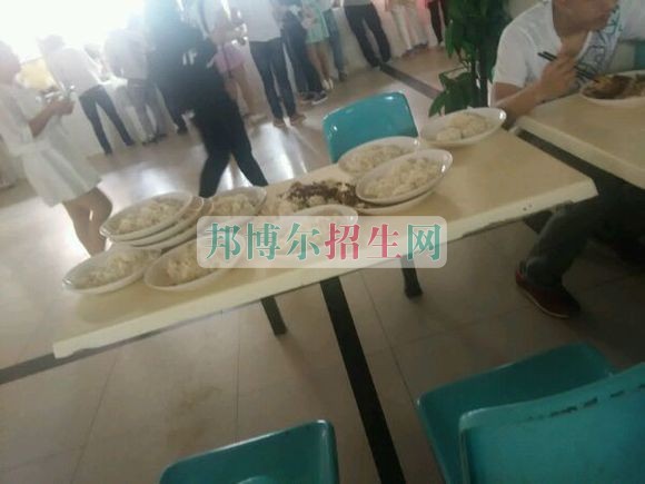 江西生物科技職業學院食堂