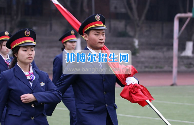 重慶鐵路運輸高級技工學(xué)校白市驛分院籌備升旗儀式活動