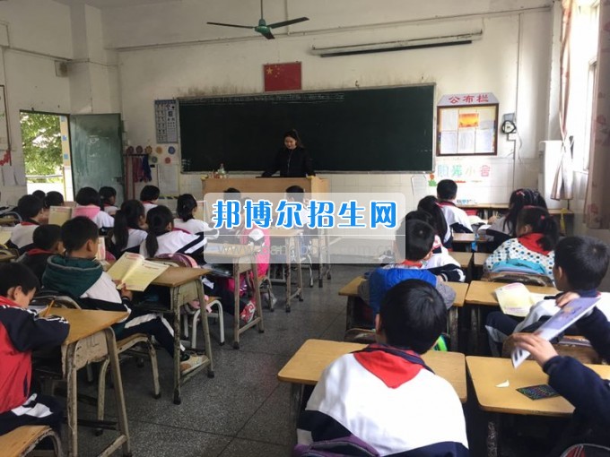 川北幼兒師范高等專科學校職場揚帆 逐夢起航