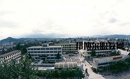 四川涼山衛生學校地址在哪里