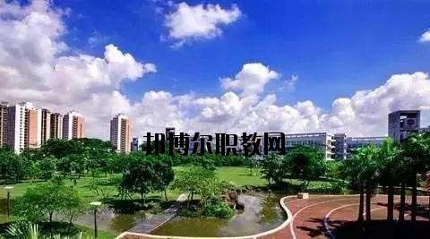 安陸深藍電子工業技術學校2020年報名條件、招生要求、招生對象