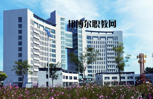 許昌技術經濟學校2021年招生辦聯系電話