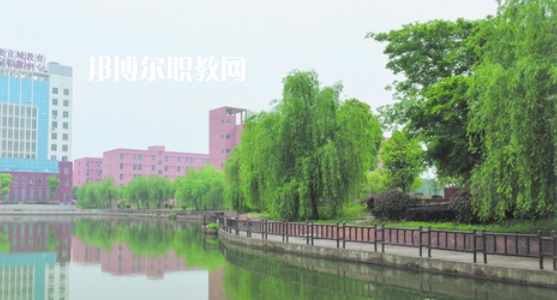 安慶市宜城科技學校網站網址