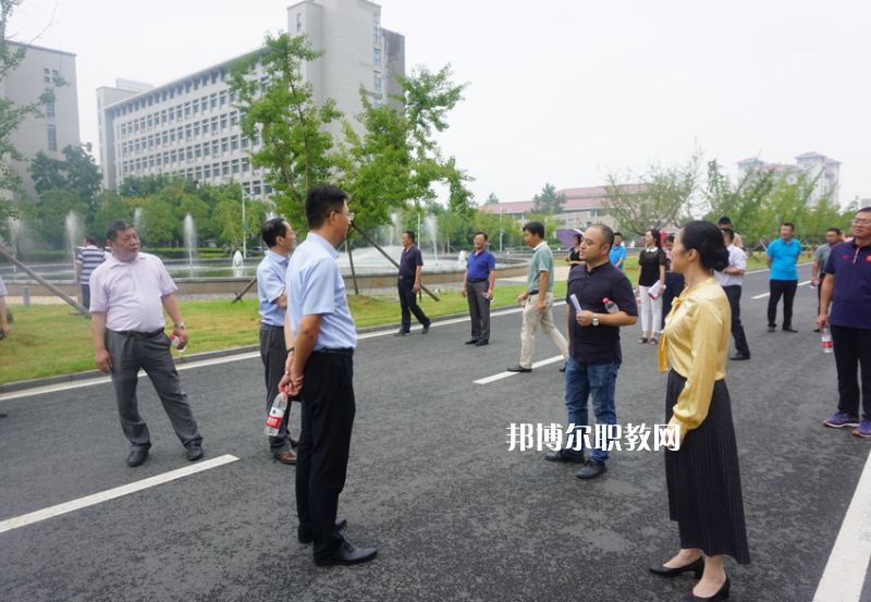 連云港中醫藥高等職業技術學校2021年招生辦聯系電話