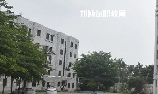 吳川職業(yè)高級(jí)中學(xué)怎么樣、好不好