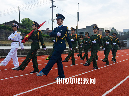 重慶春琿人文技工學校怎么樣、好不好