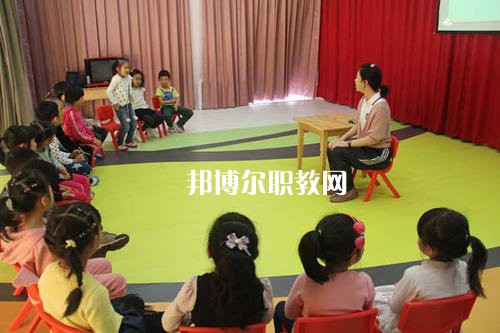 成都2021年大專學校有哪些有幼師學校