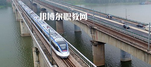 廣西2021年鐵路學校有哪些專業適合女生