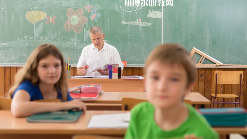 成都2021年幼師學校學什么專業有前途