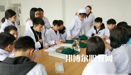 陜西2021年女生上衛校學什么好