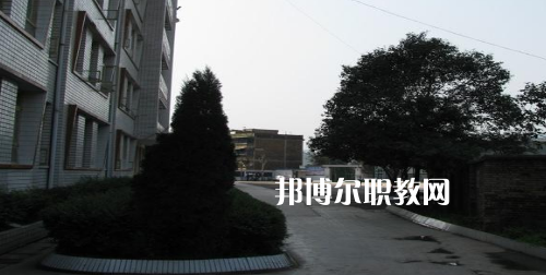 四川省珙縣職業(yè)高級中學(xué)2021年招生辦聯(lián)系電話