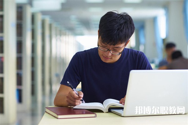 四川哪里的中職學校能讀制藥技術專業